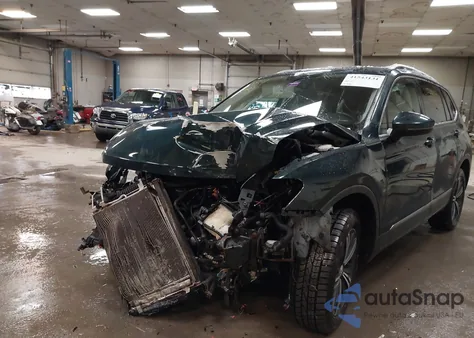 2018 Volkswagen Tiguan 2.0T Se/2.0T Sel from USA, damaged, VIN 3VV2B7AX8JM029222